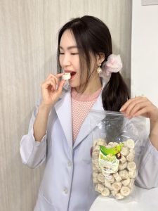 กินดึกแบบไม่รู้สึกผิด กล้วยอบ กล้วยตาก กล้วยแว่น กล้วยอบแห้ง กล้วยตากแห้ง ไม่ผสมน้ำผึ้งและน้ำตาล สำหรับคนชอบทานจืด มีความแข็งกว่ากล้วยปกติ คลีน เจ Dpasanaa กล้วยอบแบบไม่ใส่น้ำตาล - Lazada