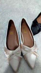 4237 Flat shoes Pita Classy Simpel Wanita Terkini (With Box)