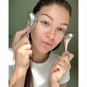 Ice Globes Facial Skin Care Tool for Face and Eyes Stainless Steel Beauty Cryo Sticks for Women Cooling Spa Globes Cold Roller