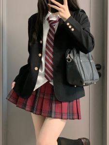 ของแท้ Jk ชุดสามปุ่มเต็ม ฤดูใบไม้ร่วง ฤดูหนาว สไตล์วิทยาลัยคุณภาพสูง โพลีเอสเตอร์ แขนยาว ชุดสูท สําหรับผู้หญิง