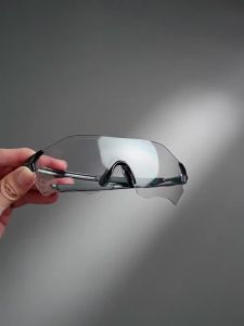 West Biking | Fog-Resistant Photochromic Riding Glasses