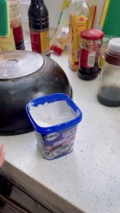 Krim Pembersih Panci: Solusi Serbaguna untuk Alat Dapur
