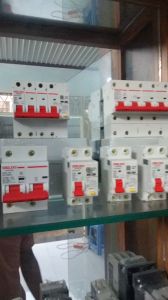 CB Aptomat chống giật chống rò quá tải 3pha 4P 100A 63A 40A/380V Delixi chính hãng