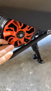 CNC Radiator Fan Cover 2-Color Spinner Design For Vespe Mio CNC Radiator Fan Cover 2-Color Spinner Design For Vespe Mio High Performance Cooling Yamaha MIO Fazzio Mio Genio Gear GRAVIS Motorcycle Engine Cover Fan Protector Radiator for Vespa Sprint