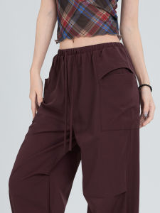 QIAOMIDUO | กางเกงทำงานผู้หญิงสีแดงไวน์บางแห้งเร็ว กางเกงขายาวลำลองสไตล์อเมริกันย้อนยุค กางเกงขายาวทรงเบอร์กันดีสำหรับผู้หญิงไซส์เล็ก