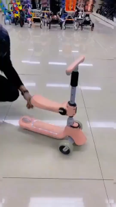 BEIGE Skuter Anak 3IN1 Mainan Roda Tiga Musik Lampu Skuter Mainan Lipat 2-12 Tahun