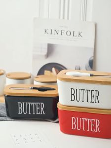 Tempat Mentega Keju Ceramic Butter Plate Storage With Wood Lid & Knive