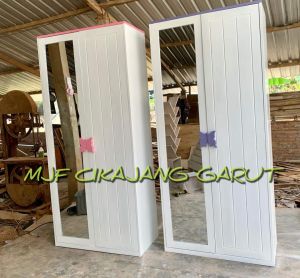 Lemari baju 2 pintu/Lemari pakaian 2 pintu murah/Lemari baju kayu