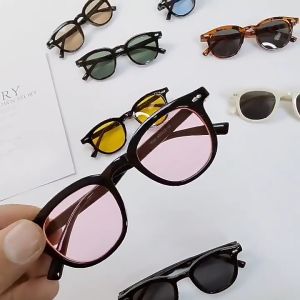 Kacamata Anak Retro Bingkai Kecil Oval dengan Lensa Warna Warni dan Perlindungan UV400 Eyewear