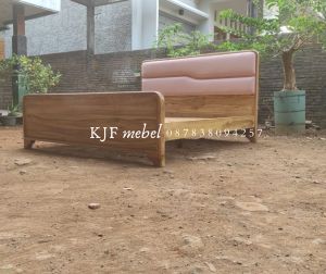 Dipan Tempat Tidur Minimalis Modern Jati
