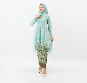 SETELAN KEBAYA PEKANBARU