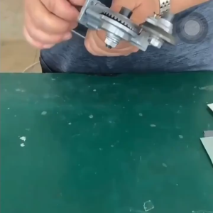 ชุดแปลงสว่านไฟฟ้า เป็นที่ตัดแผ่นอลูมิเนียม ขนาดแผ่นหนา 0.60-2.00 มม.