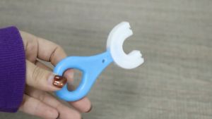 360 Degrees kids U-shaped Toothbrush Toddler Baby 2-6-12 Years Old Childrens Soft U-shaped Brushing