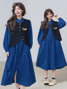 KEIKO | Áo Gile Đôi Mặt Thêu Ấm