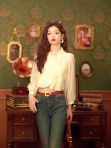 AMMIN Chinese Style Shirt Womens Early Spring 2025 New R Buckle Design Irregular Short High-Grade Long Sleeve Elegant Blouse