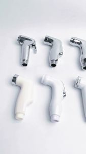 Đầu Xịt Vệ Sinh Tăng Áp Xịt Vệ Sinh Cầm Tay Inox 304 Nhựa Mạ Bóng - Song Toàn