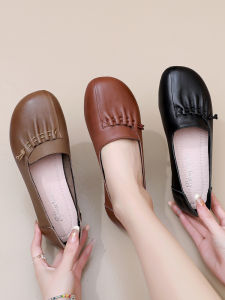 Leather Soft Bottom Comfortable Mom Shoes Large Size Spring Autumn Womens Flat Bottom Single Shoes Lightweight Anti-slip Casual Slip-On Flats