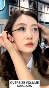 Mascara Waterproof Tahan Lama Maskara Besi Waterproof Smudgeproof Anti Clumpy Eye Makeup High To Volume Mascara Lengthening Long Lasting Waterproof Smudgeproof Natural Curling Eye Lash Makeup Fine Curling Mascara