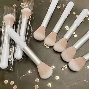 Nurm Makeup Brush Blusher Highlight Brush Makeup Tool Soft Fiber Brighten Powder Brushes