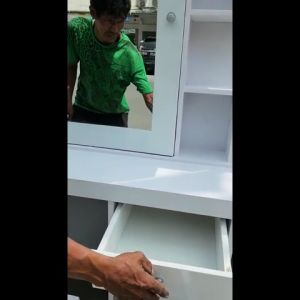 Meja Rias Murah Minimalis