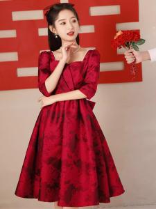 ชุดเดรสยาวลายดอกไม้สีแดงสำหรับผู้หญิง ทรงเอ พร้อมโบว์ผีเสื้อ ชุดแต่งงาน ชุดเยี่ยมบ้าน ชุดรับประทานอาหาร ชุดเดรสยาวแขนยาวสไตล์ย้อนยุค