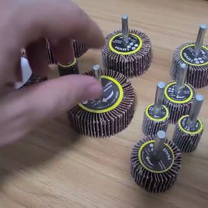 Nhám chuôi hình trụ đủ size 20-80mm nhám cà lem trà gỗ kim loại chuôi 6mm