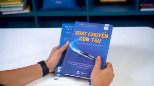 Sách Xoay Chuyển Con Tàu