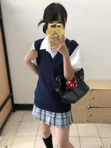 Basic Style Womens Knitted Sweater Summer Light Weight V-Neck Sleeveless Vest Sweet Style Pure Color Full Front Zipper