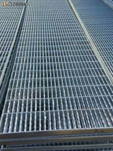 Hot Dipped Galvanized Steel Grating Drainage Ditch Cover Plate Metal Stainless Steel Car Wash Grate Industrial Style Welded Structure