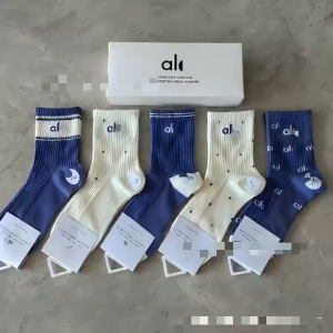 New Product alo Middle Tube Socks Men Women Boxed Sports Middle Tube Socks Spring Autumn Casual Spor
