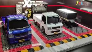 1/24 Remote Control Drift Car 2.4GHz 20km/h Four-Wheel Drive High-Speed Remote Control Truck Drift Tires & Dual Battery Racing