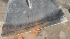 Cangkul Pembersih Pemotong Gulma Rumput Liar Cangkul Kebun Sawit Asli