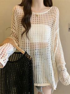 เสื้อเชิ้ตถักผู้หญิงขนาดใหญ่พร้อมแขนยาวกลวงออกป้องกันแสงแดดสไตล์บางเสื้อสวมหัวอเนกประสงค์สําหรับการเดินทาง