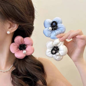 C.three Flower Puff Hair Clip High-end Hair Claw Clip Women Small Hair Clip