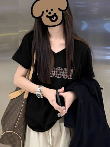 เสื้อยืดคอกลมแขนสั้นผ้าฝ้ายสไตล์เกาหลีสำหรับผู้หญิง ทรงหลวม ทรงปกติ ฤดูร้อน 2024 เสื้อตัวบนลายดอกไม้พิมพ์