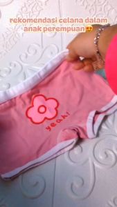 TYW307 Celana Dalam Anak Perempuan Celana Dalam Boxer Anak Perempuan Motif Bahan Katun Random 4 Pcs