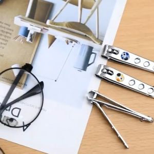 Gunting Kuku Stainless Steel: Alat Perawatan Kuku Tahan Lama & Praktis