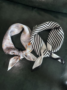 ของแท้ 100% หม่อน ผ้าไหม ผ้าพันคอ หลากหลาย ทันสมัย ผ้าโพกศีรษะสี่เหลี่ยมเล็ก หลากหลาย ผู้หญิง ผ้าพันคอ ใช้หลายฤดูกาล