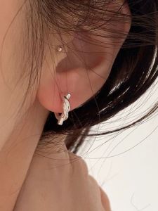 New Womens Circle Earrings Sleepwear Non-removable Zodiac Pendant High-End Knot Ear Clip Fashionable Metal Accessory