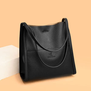 Fashionable Large Capacity Leather Handbag Womens Single Shoulder Tote Bag Commuter Bag Underarm Bag Casual Pure Color