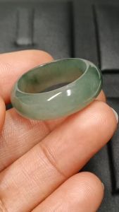 J401 แหวนหยกเขียว เจไดต์ Type A สีเขียวเนื้อวุ้น ขนาด 58.5