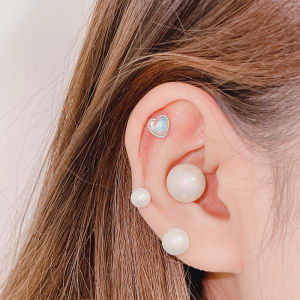 Titanium Steel Shell Pearl Screw Ear Bone Studs Double-Sided Small Elegant Classic with Hole Ear Studs for Women Fashion Jewelry