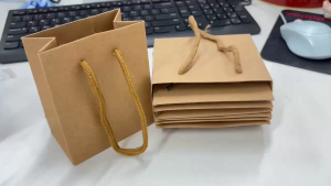 🌷🌷BAG🌷🌷 ถุงของขวัญ กระดาษคราฟท์ ขนาดมินิ แนวตั้ง แนวนอน 10*12*6 ซม. ใส่น้ำหอม เครื่องประดับ