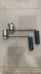 Cặp gác chân sau cub 81 _ Để Trân Sau Xe 81