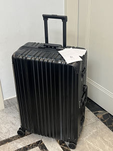 High-Strength Aluminum Alloy Frame HINOMOTO Luggage Bag with Universal Wheel Zipper Closure Suitable for Men and Women