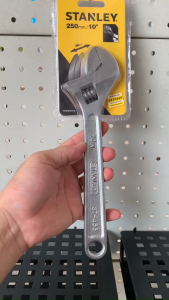 Mỏ lết 10 inch 250mm STANLEY STMT87433-8 mỏ lếch chất liệu thép cứng chống cong vênh gỉ sét
