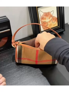 Mini Washable Clothes Hair Sticky Roller Hair Removal Dust Removal Portable Roller Eliminator Brush Reusable Pet Hair Remover For Pet