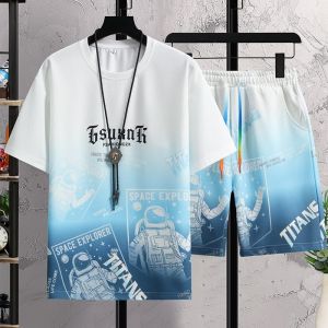 Mens Summer Ice Silk Casual Short Sleeve T-Shirt And Shorts Two-Piece Set Fashionable Sportswear Gradient Color Loose Fit