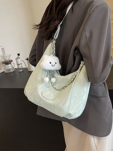 Student Class Large Capacity Bag Female 2024 New Arrival Tide South Korea Tote Bag Easiest for Match Shoulder Messenger Bag Commuter Bag