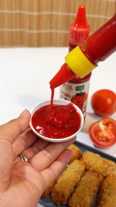 Combo 2 món gồm Tương ớt và Tương cà Thôn Xanh 270g Trang trại ớt/ cà chua sạch - Làng Chài Xưa